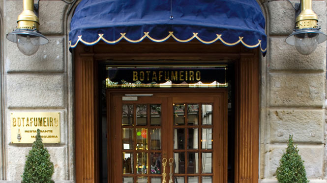 Entrance to classic seafood restaurant in Barcelona Botafumeiro.