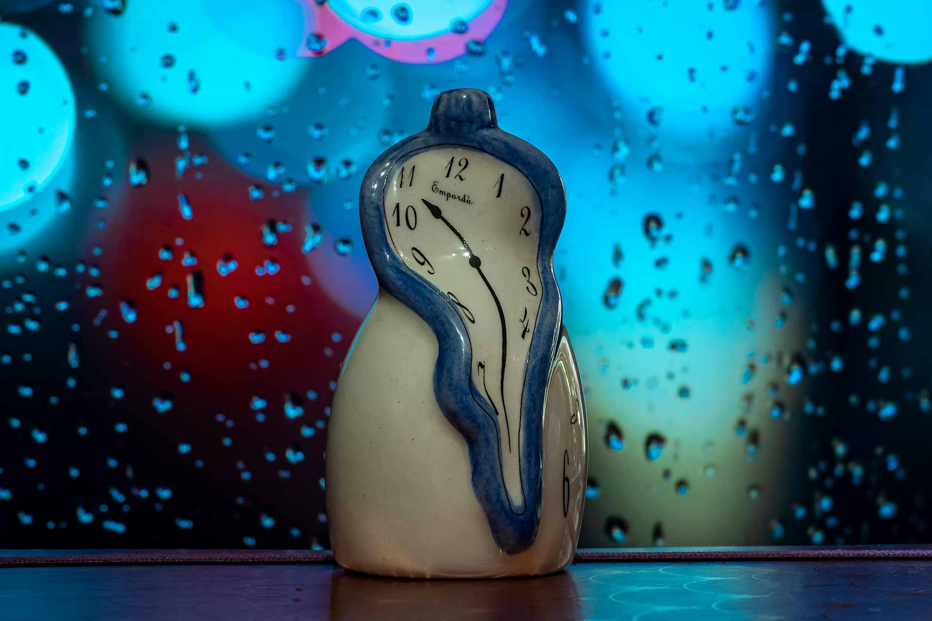 A ceramics piece of Dali's iconic "melting clock" on exhibition. 